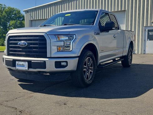 Used 2015 Ford F150 XLT w/ Equipment Group 301A Mid AWD/4WD image 3