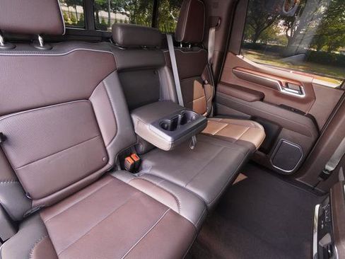 Used 2023 GMC Sierra 1500 Denali AWD/4WD image 30