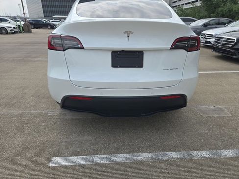 Used 2021 Tesla Model Y Long Range AWD/4WD image 6