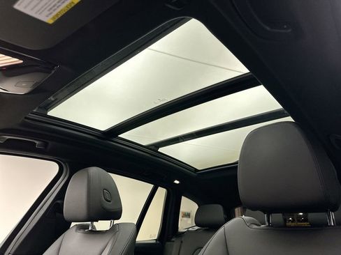 Used 2019 BMW X3 xDrive30i w/ Driving Assistance Package image 11