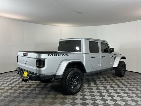 Used 2023 Jeep Gladiator Mojave w/ Cold Weather Group AWD/4WD image 5