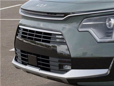 New 2025 Kia Niro EX Touring image 93