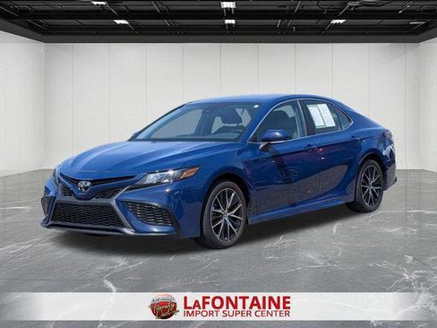 Certified 2024 Toyota Camry SE AWD/4WD image 1