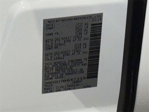 Used 2024 Nissan Frontier SV w/ SV Convenience Package image 32