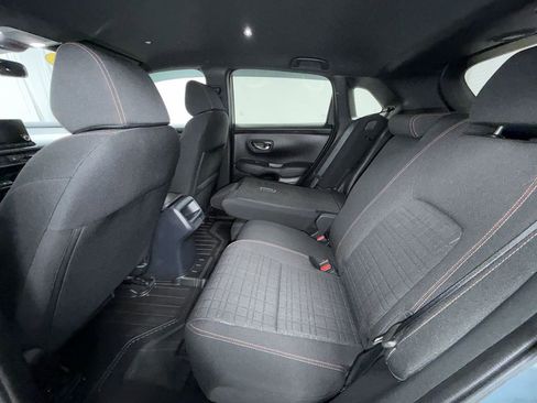 Used 2024 Honda HR-V Sport image 12