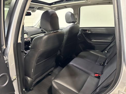 Used 2016 Subaru Forester 2.0XT Touring w/ Eyesight & Navigation System AWD/4WD image 35