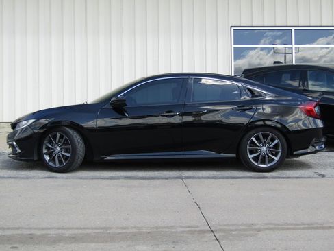 Used 2021 Honda Civic EX image 11
