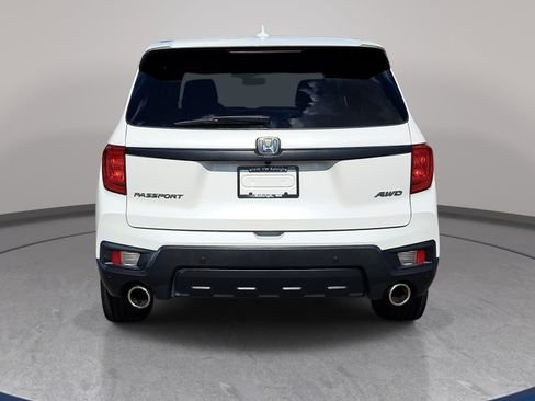 Used 2023 Honda Passport EX-L image 6