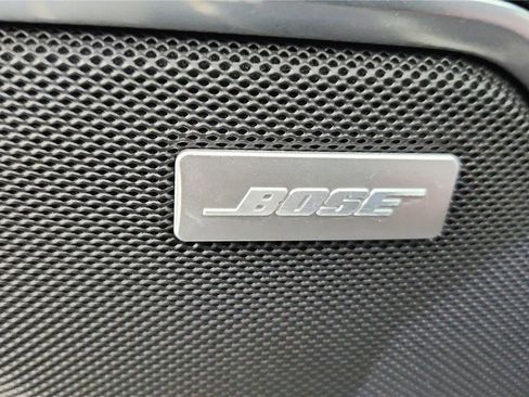 Used 2022 GMC Sierra 1500 SLT w/ SLT Convenience Package image 13