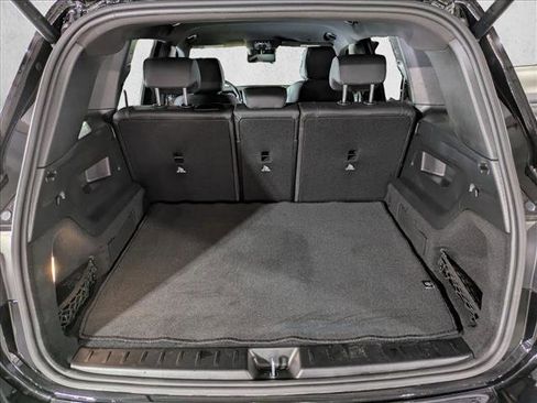 Certified 2025 Mercedes-Benz GLB 250 image 10