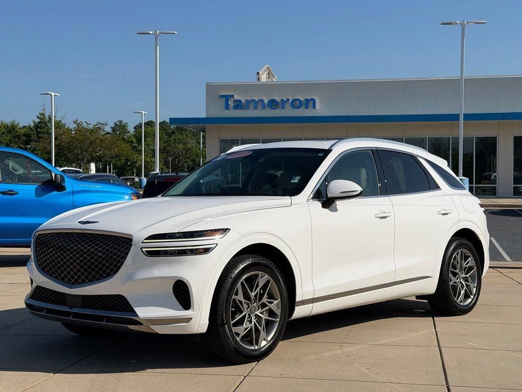 Used 2023 Genesis GV70 2.5T w/ Select Package AWD/4WD image 8