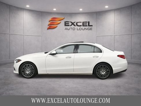 Used 2024 Mercedes-Benz C 300 4MATIC Sedan image 3