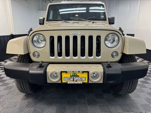 Used 2017 Jeep Wrangler Unlimited Sahara w/ Connectivity Group image 2