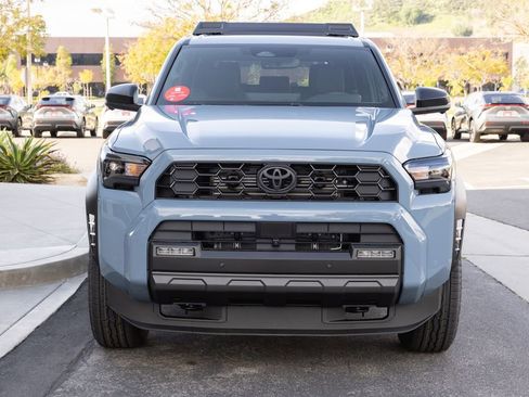 New 2026 Toyota 4Runner TRD Off-Road Premium AWD/4WD image 2