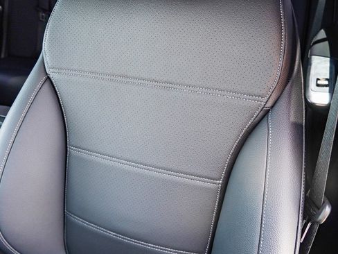 Used 2026 Mercedes-Benz C 300 Sedan image 30