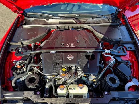 Used 2025 Nissan Z Sport w/ Floor Mat Package image 9