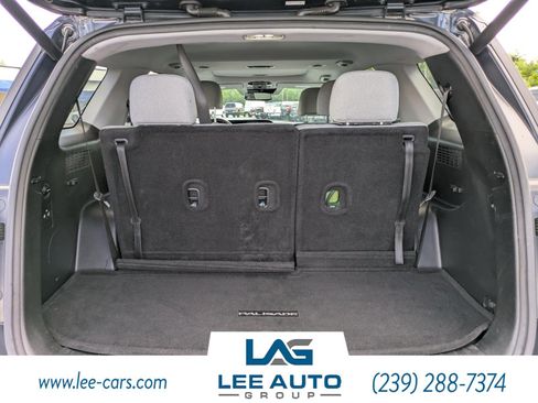 Used 2020 Hyundai Palisade SEL w/ Convenience Package FWD image 10