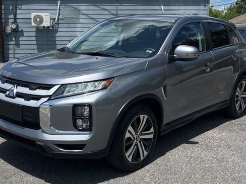 Used 2025 Mitsubishi Outlander Sport SE AWD/4WD image 2
