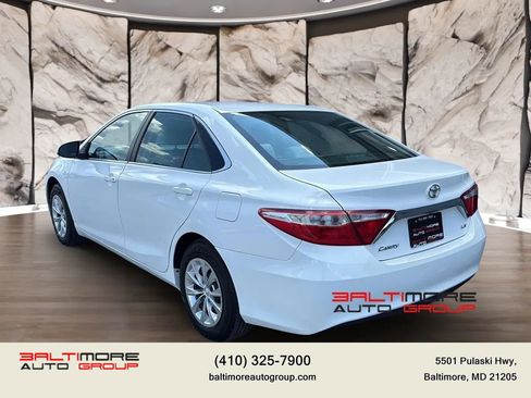 Used 2017 Toyota Camry LE FWD image 6