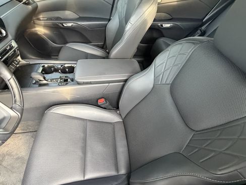 Used 2025 Lexus RX 350 Premium FWD image 15