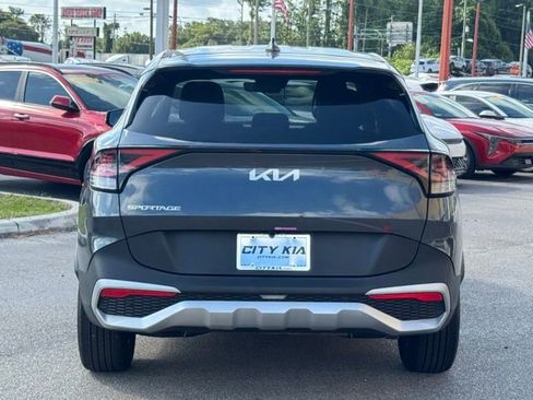 Certified 2024 Kia Sportage EX FWD image 5