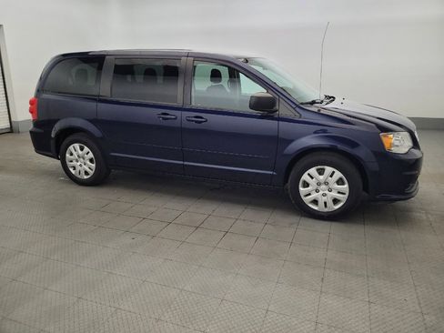 Used 2017 Dodge Grand Caravan SE w/ Power Window Group FWD image 11