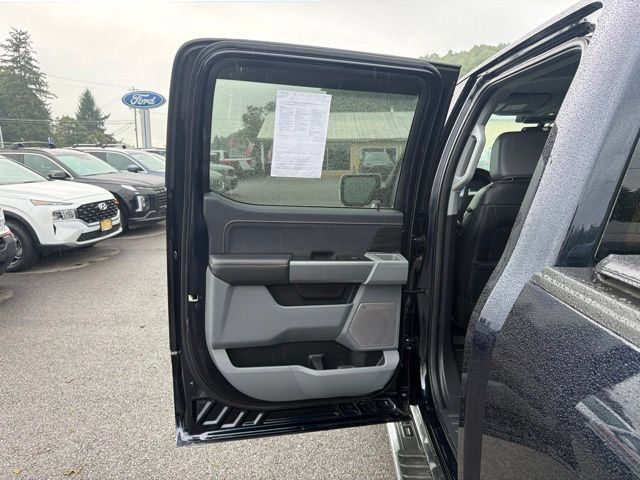 Used 2025 Ford F150 Lariat w/ Equipment Group 501A Mid AWD/4WD image 46
