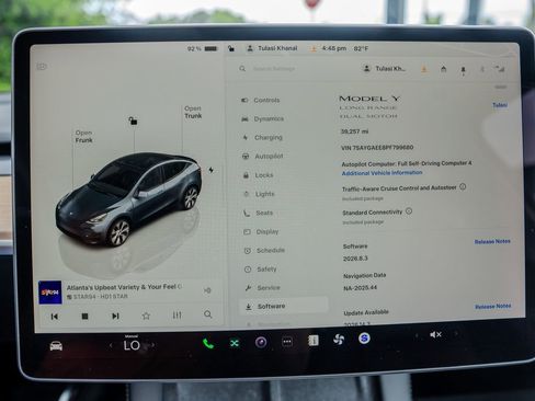 Used 2023 Tesla Model Y Long Range AWD/4WD image 9