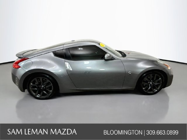 Used 2017 Nissan 370Z Touring RWD image 8