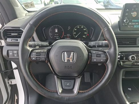 Used 2024 Honda Pilot TrailSport image 19