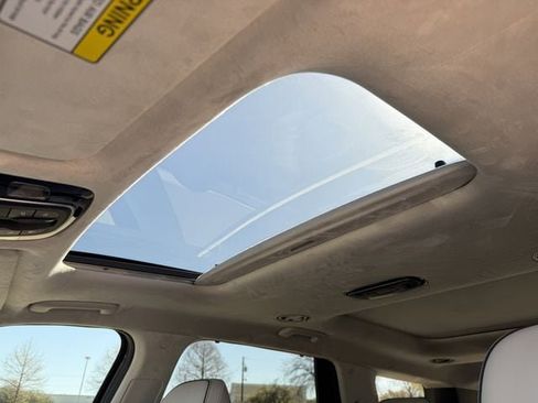 Used 2025 Hyundai Palisade Calligraphy image 24