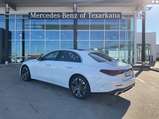 Used 2025 Mercedes-Benz E 350 4MATIC Sedan image 7