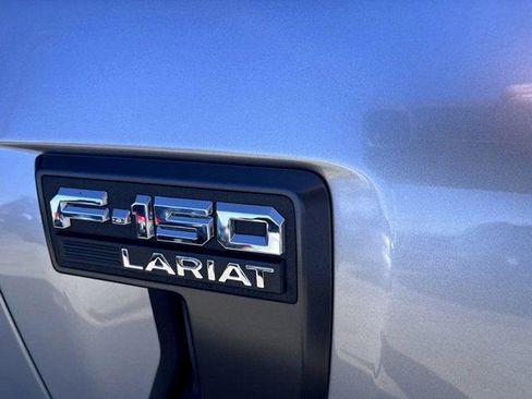 Used 2023 Ford F150 Lariat AWD/4WD image 15