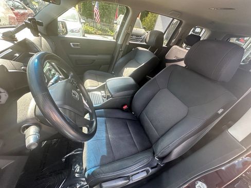 Used 2011 Honda Pilot LX image 11