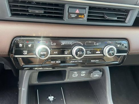 Used 2023 Honda Pilot Elite image 31