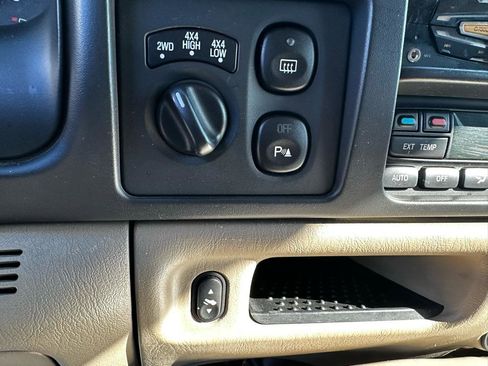 Used 2005 Ford Excursion Eddie Bauer image 18