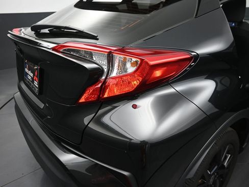 Used 2022 Toyota C-HR Nightshade image 22