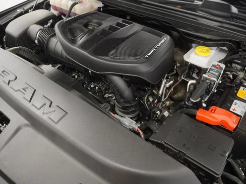 Used 2025 RAM 1500 Limited AWD/4WD image 56