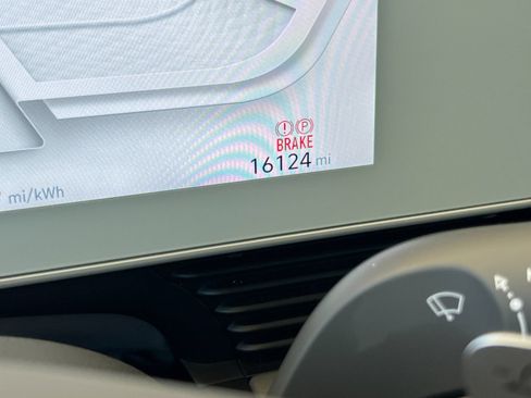 Used 2024 Hyundai Ioniq 5 SEL AWD/4WD image 28
