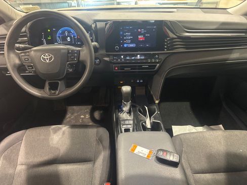 Certified 2025 Toyota Camry LE FWD image 42