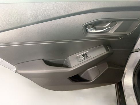 Used 2025 Honda Accord SE image 25