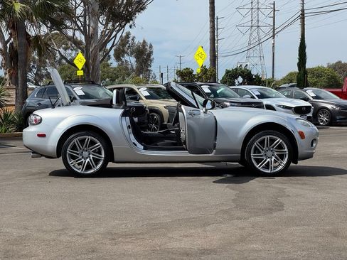 Used 2006 MAZDA MX-5 Miata Sport RWD image 29