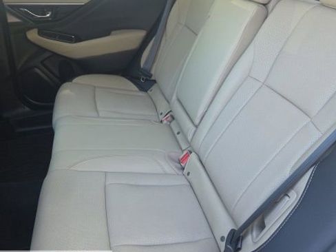 Certified 2025 Subaru Outback Limited image 22