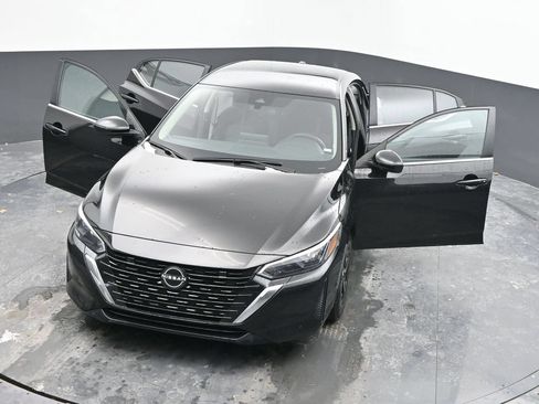 Used 2024 Nissan Sentra SV FWD image 57