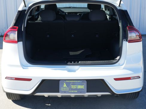 Used 2019 Kia Niro LX image 9
