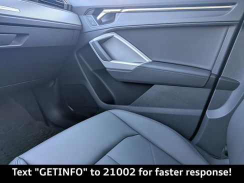 Used 2025 Audi Q3 2.0T Premium w/ Convenience Package image 21