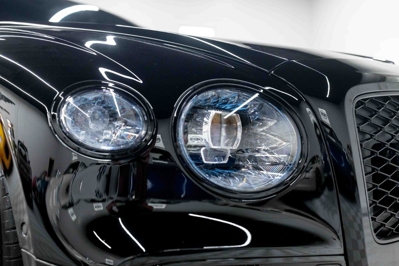 Used 2025 Bentley Flying Spur Plug-In Hybrid AWD/4WD image 17