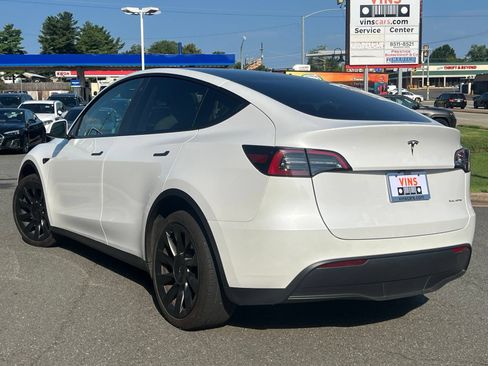 Used 2023 Tesla Model Y Long Range AWD/4WD image 8