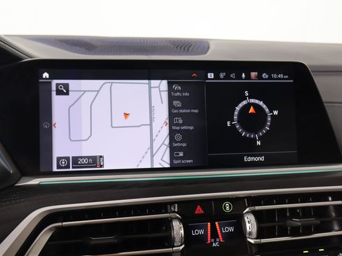 Used 2022 BMW X7 M50i AWD/4WD image 7