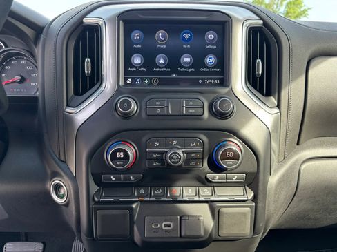 Used 2021 Chevrolet Silverado 1500 LT w/ Z71 Off-Road Package image 22